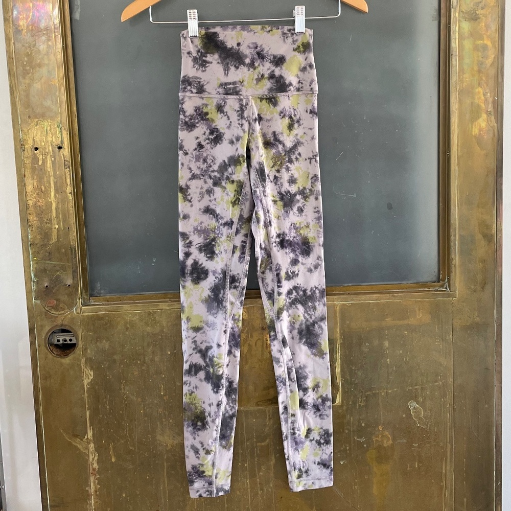 Lululemon Tie Dye High Rise Leggings Gray Olive Marble Print Size 2